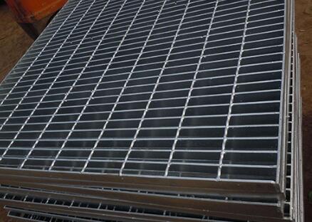 鋼格板的生產(chǎn)標(biāo)準(zhǔn)與制作流程詳解